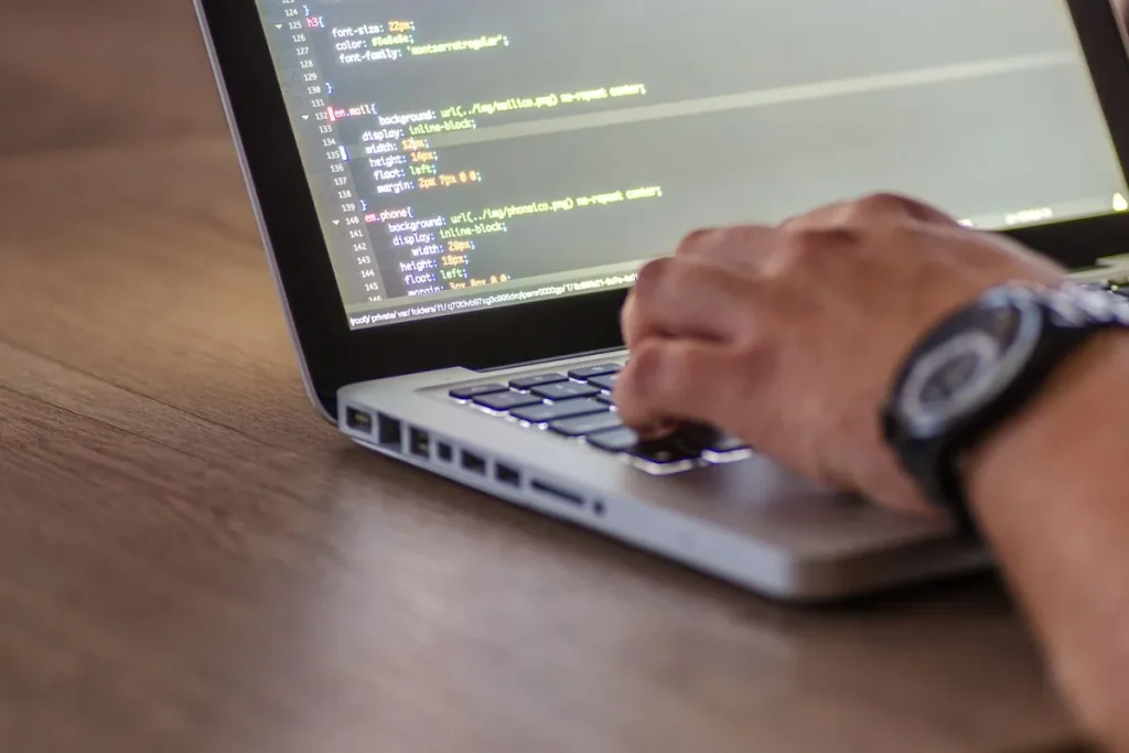 Shopify app development guide — custom vs existing apps decision framework
